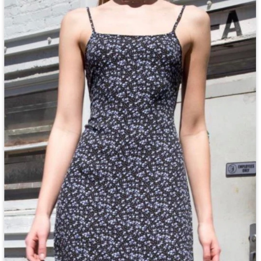 BRANDY MELVILLE BLUE AND BLACK FLORAL MAXI COLLEEN DRESS